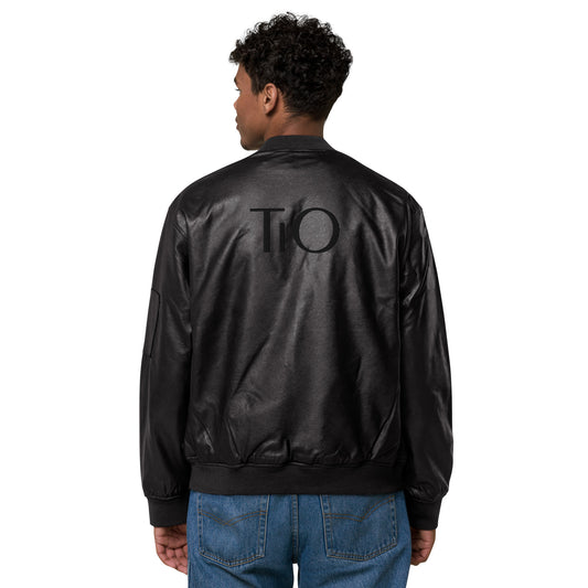 TIO- MEANS UNCLE IN SPANISH----- EVERYONE IN SPAIN REFERS TO GUYS AS UNCLE Leather Bomber Jacket