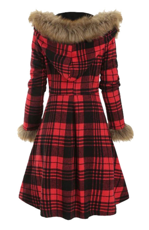 A Hooded Fur Coat With Alloy Buttons And Long Sleeves Of Plaid