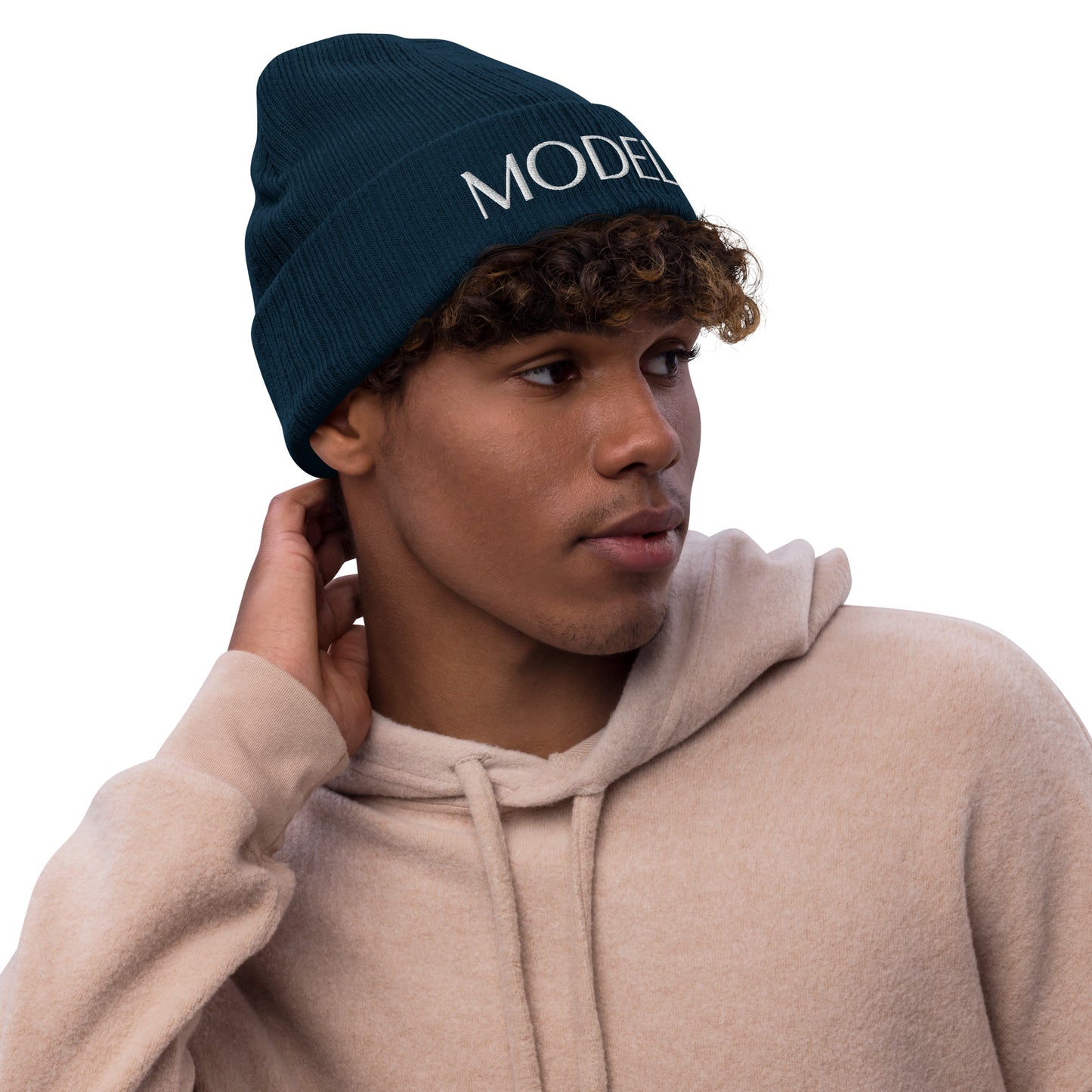 MODEL Ribbed knit beanie