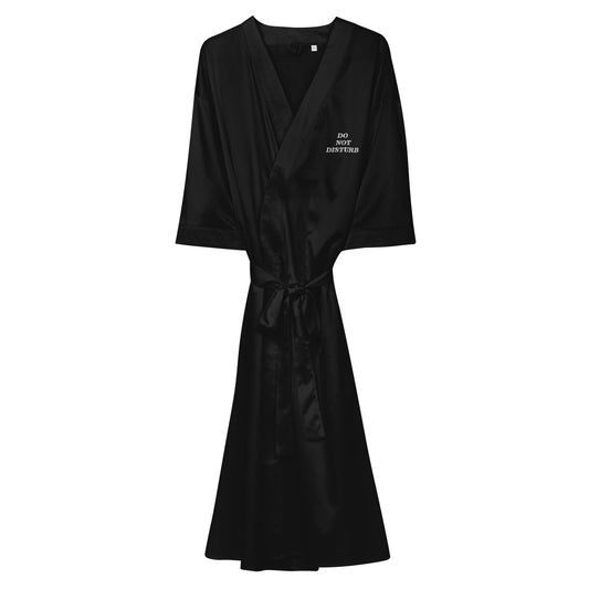 DO NOT DISTURB Satin robe