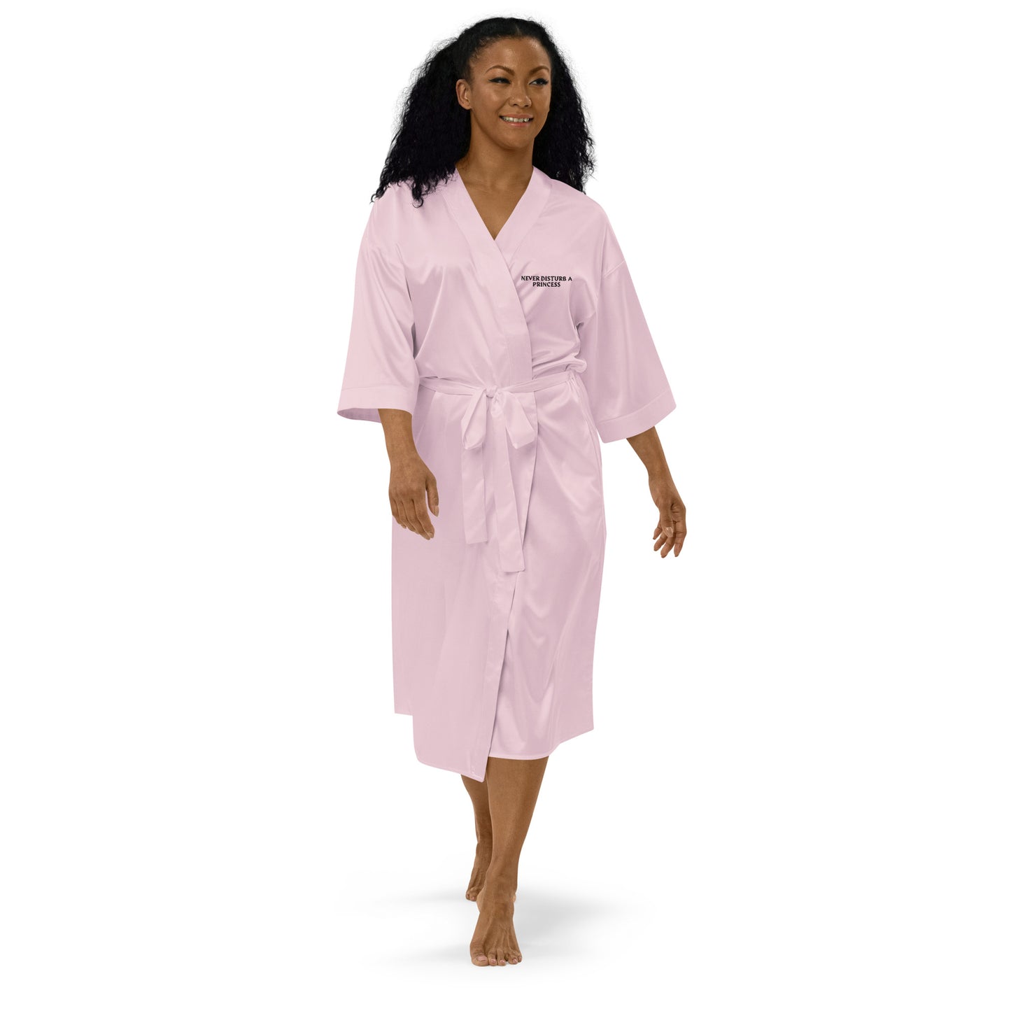 NEVER DISTURB A PRINCESS Satin robe